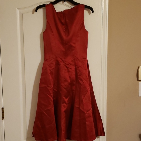 Formal Dress - Picture 2 of 4